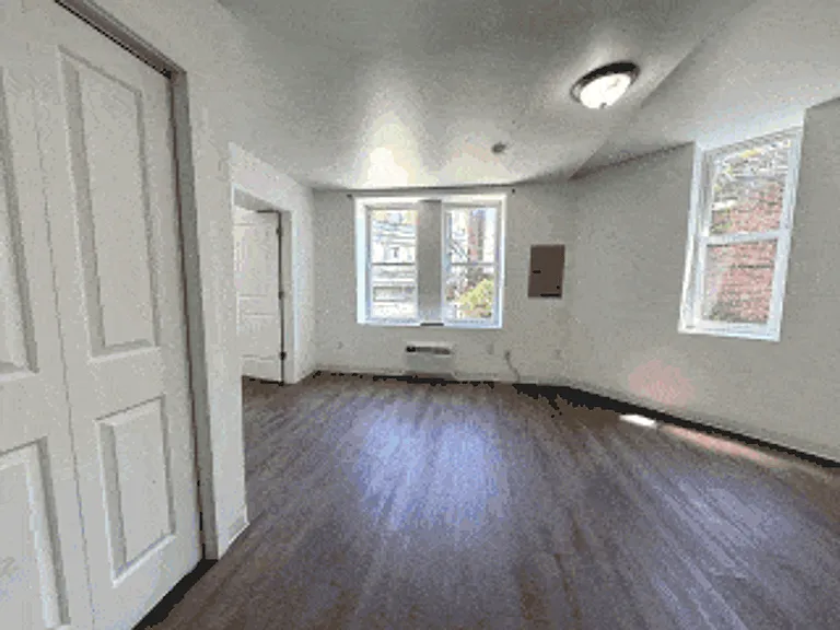 1412 Windrim Avenue — Photo 12