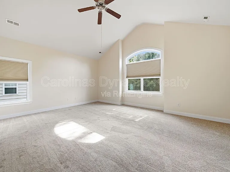 3405 Bidwell Ave — Photo 28