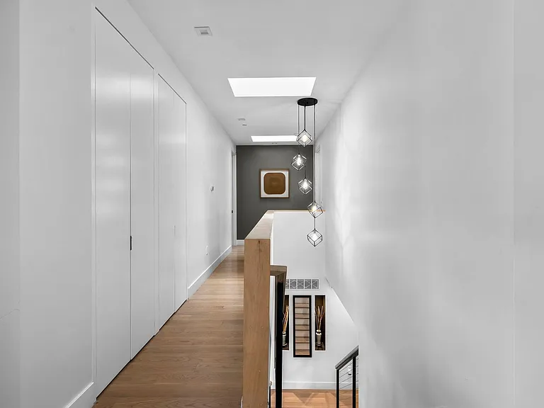 6010 Wilmett Rd — Photo 21