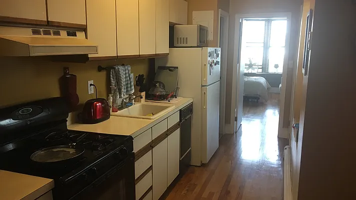 Rented by Nooklyn NYC LLC | media 3