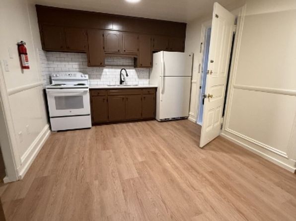243 Old Leacock Rd Unit C