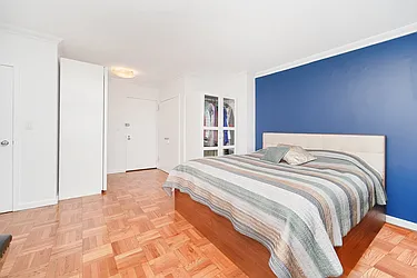 Rented by Living New York