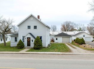 3033 W Beal City Rd, Weidman, MI 48893