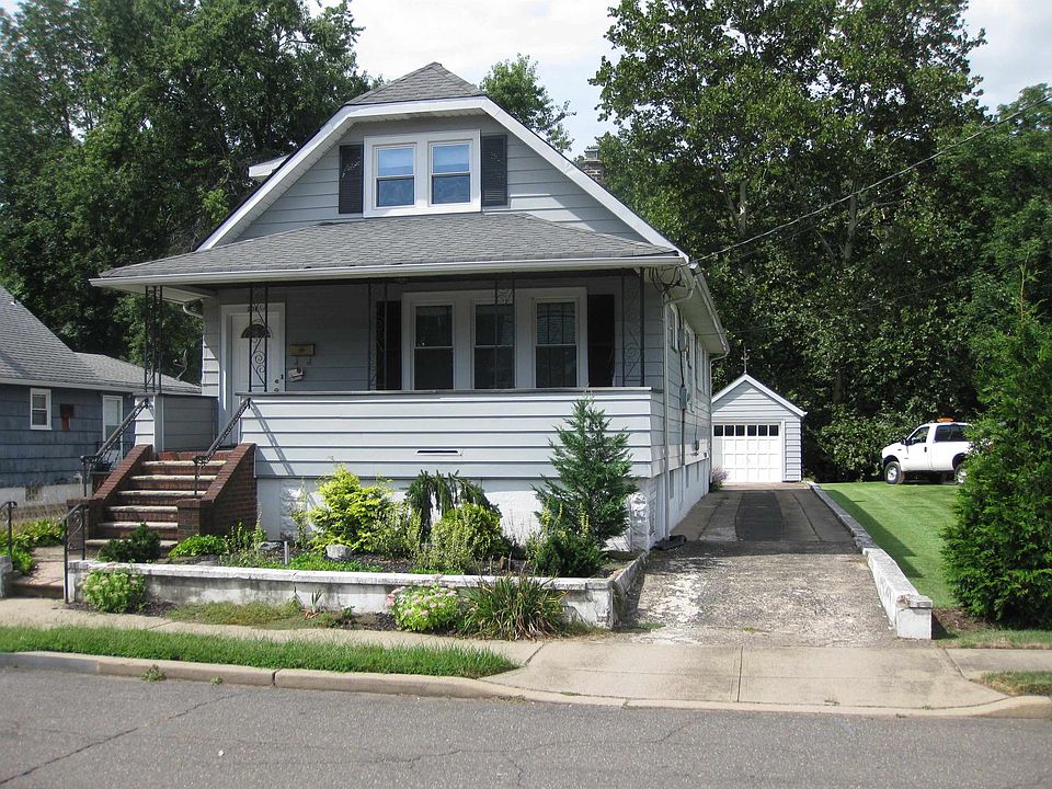 1st image of 206 Bergen Blvd