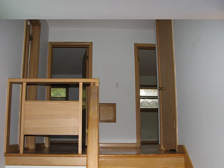 414 Brook Ln — Photo 3