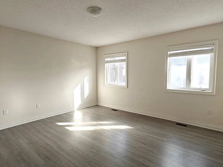 1538 Devine Point — Photo 19