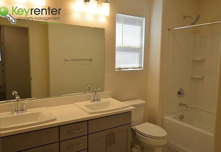 3055 Island Creek Way — Photo 24