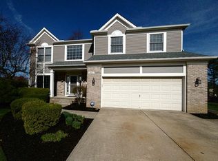 465 Otis Ct, Northfield, OH