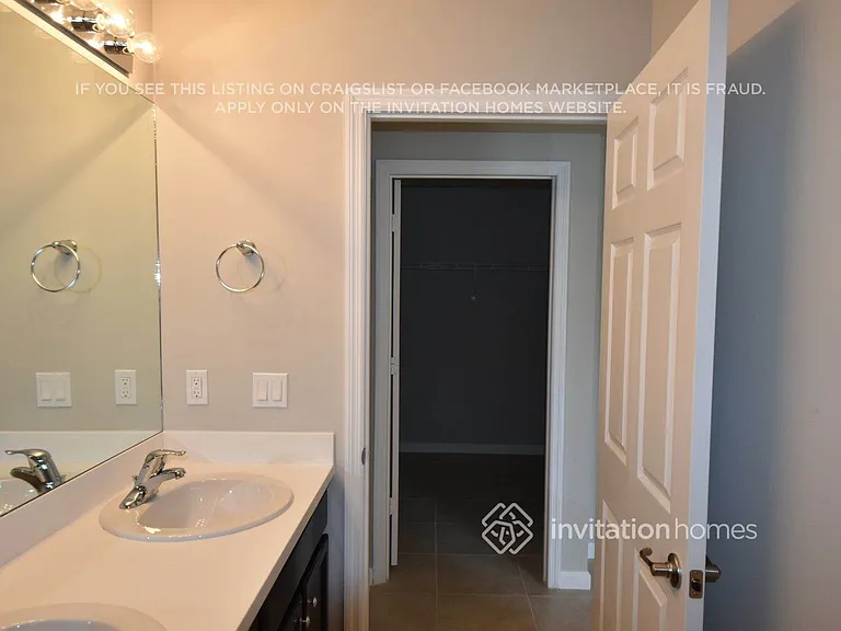 1725 SW Monterrey Ln — Photo 14