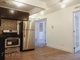 Rented by Rennit Inc.