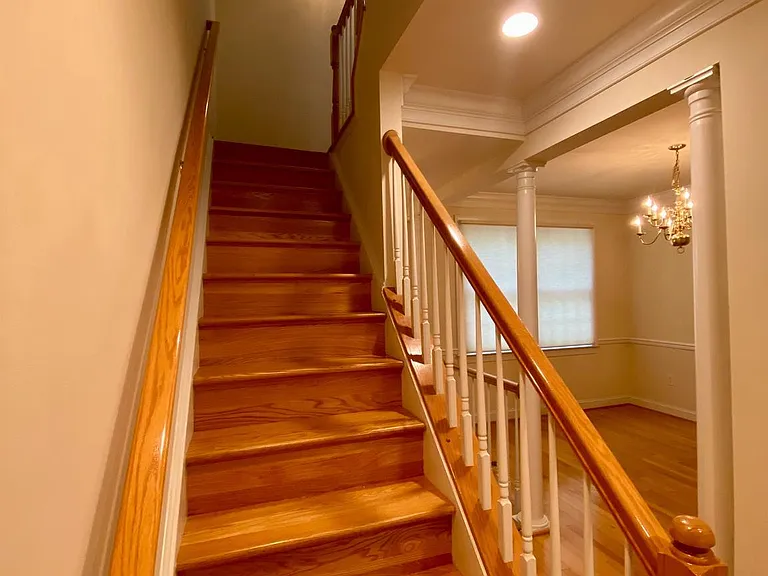 2621 Fairfax Dr — Photo 16