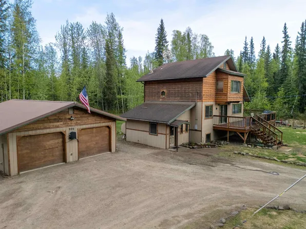 906 Borda St, North Pole, AK 99705