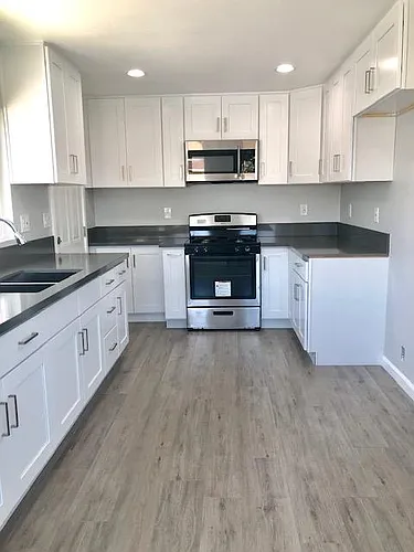 10404 Gunn Ave Photo 1