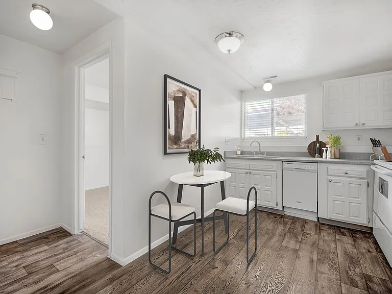 The Pointe at Northridge — Photo 2