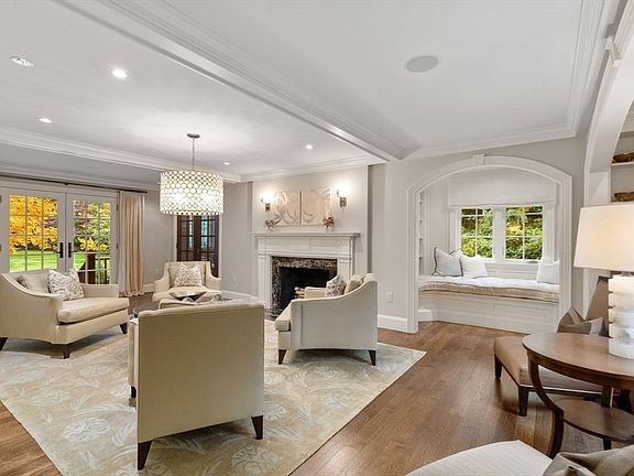 3rd image of 14 Greylock Rd