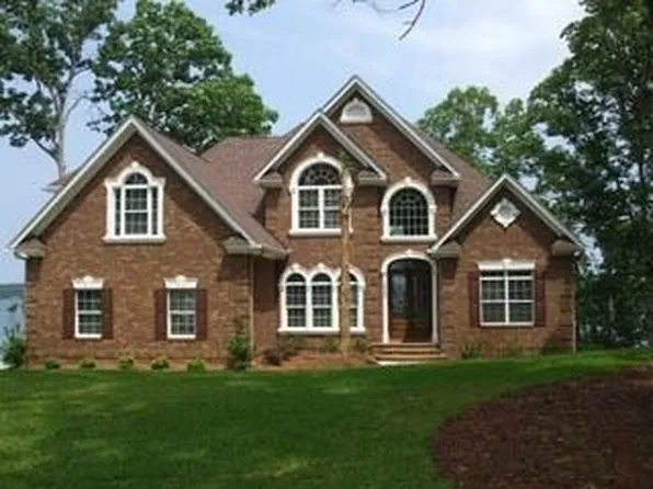 1230 Putnam Dr, Chapin, SC 29036