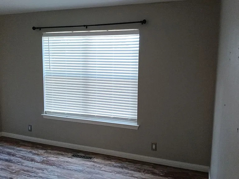 506 Phoenix Ave NW — Photo 14