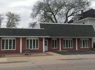 209 N Dodge St, Burlington, WI 53105