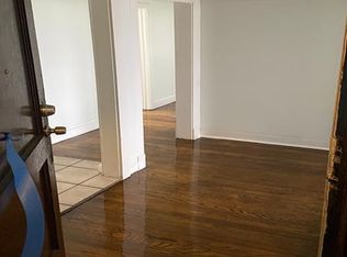 822 E Marquette Rd #3, Chicago, IL 60637