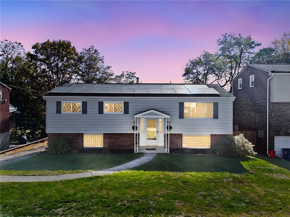 1st image of 27 Falkirk Dr