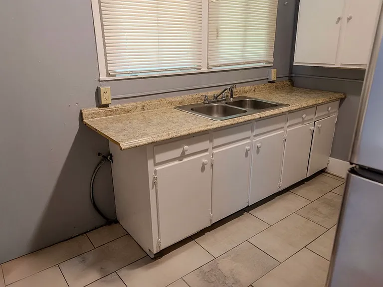 2325 Spain St #2325 — Photo 11