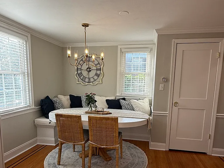 2708 Woodleigh Rd — Photo 5