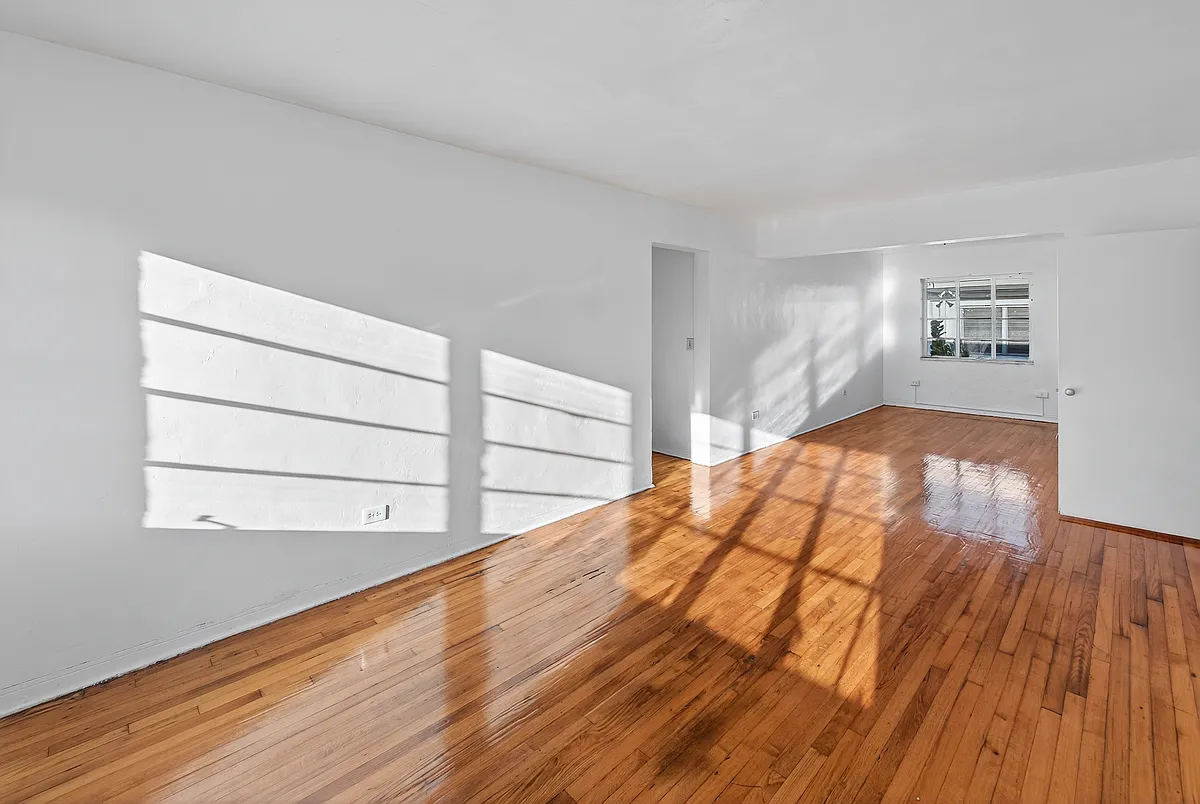 Building Photo - 1139 Marseille Dr