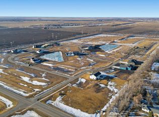 4403 50th St N, Fargo, ND 58102