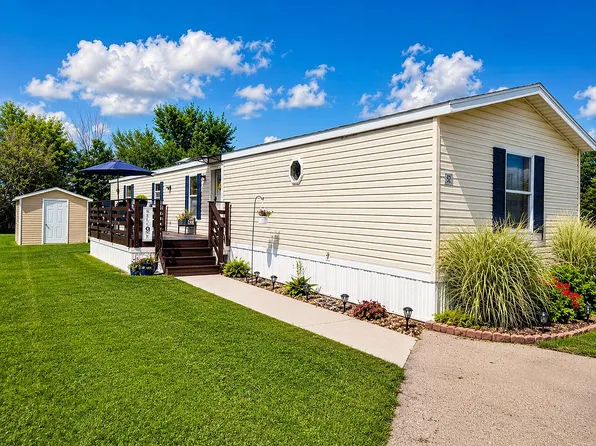 843 W 190th St Unit 52, Ames, IA 50010