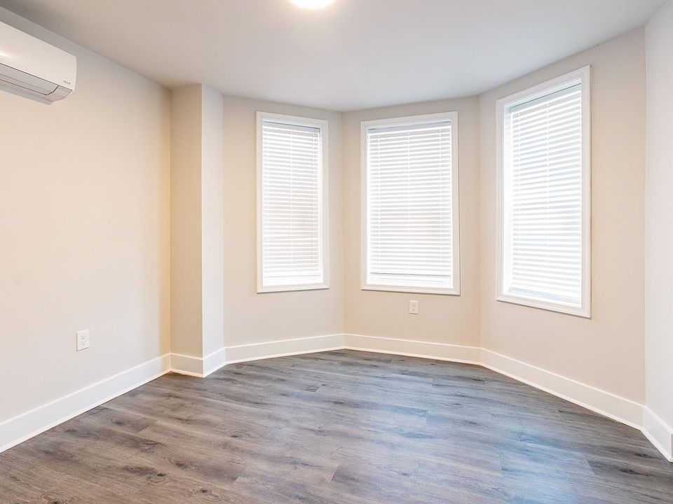 1st image of 1408 S 58th St #38