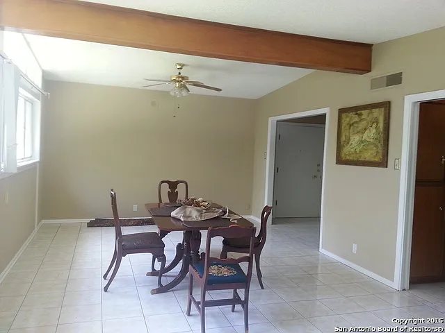 121 Riviera Dr — Photo 5