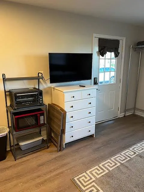 860 S Confederate Ave - Unit 2 — Photo 3