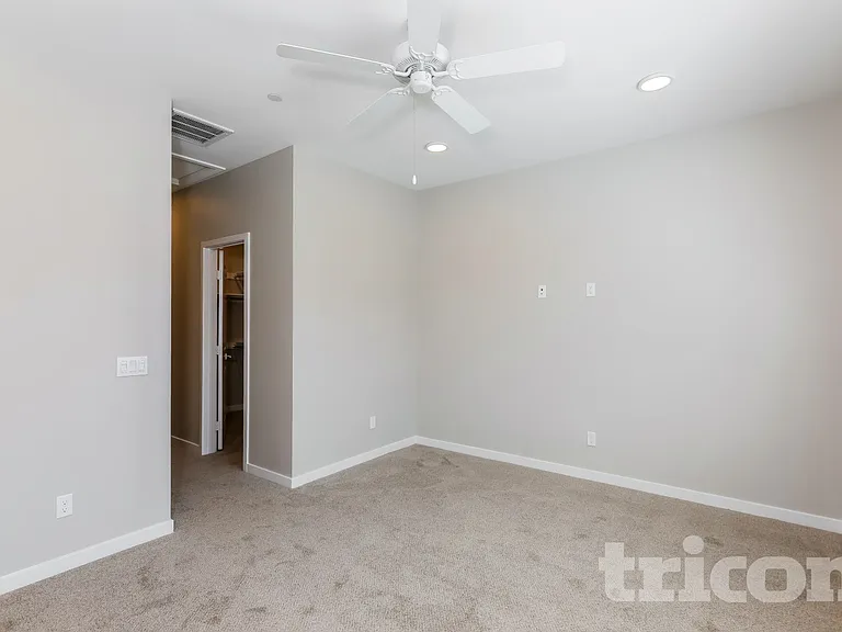 24680 Saber Ct — Photo 8