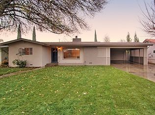 1024 W Eymann Ave, Reedley, CA 93654