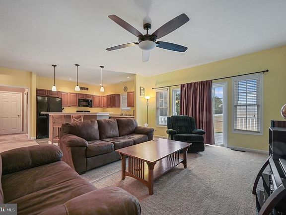 5th image of 16 Coon Den Rd