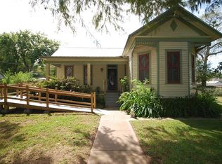 103 Atchison St, Sealy, TX 77474