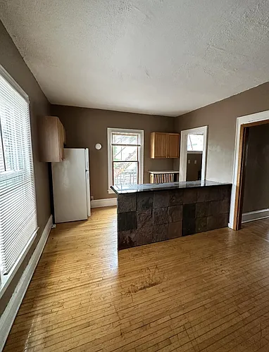 2016 Aldrich Ave S #4 Photo 1