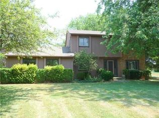 5543 Briar Glen Dr, Saline, MI