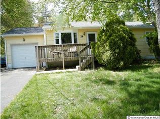 28 Barnegat Beach Dr, Waretown, NJ 08758