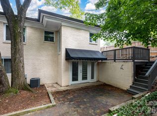 2525 Runnymede Ln, Charlotte, NC 28209