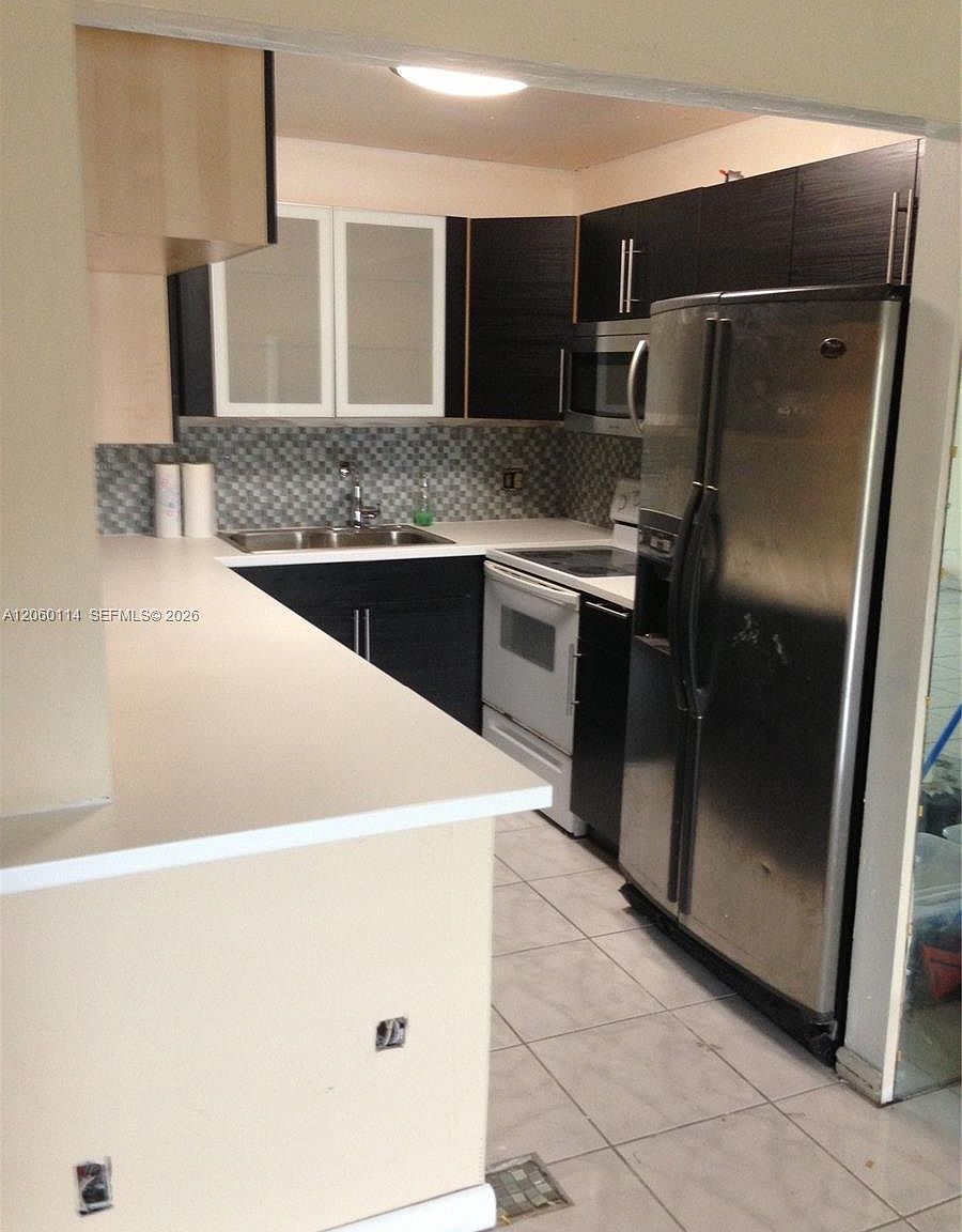 6101 N Falls Circle Dr APT 409 — Inverrary Country Club