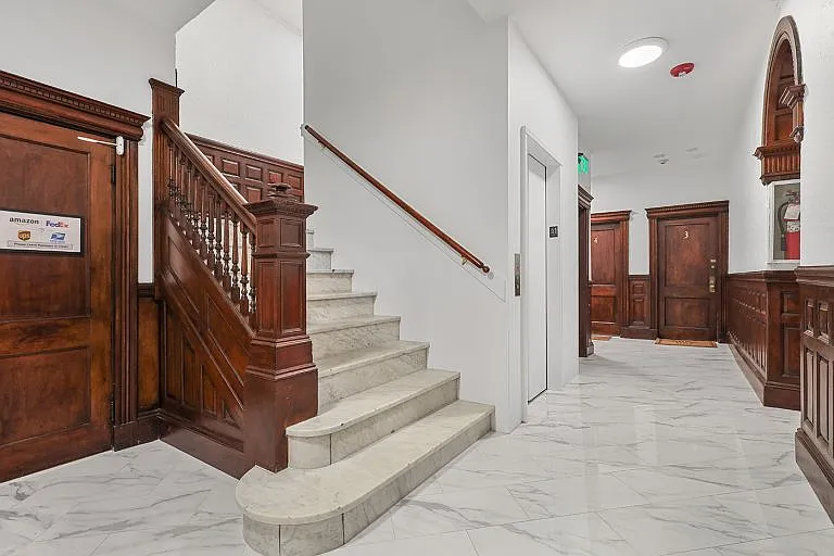 Fenway Flats — Photo 11