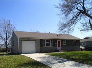 206 S Chester Ter, Olathe, KS 66061