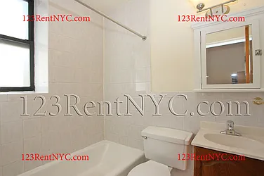 Rented by 123RentNYC.com