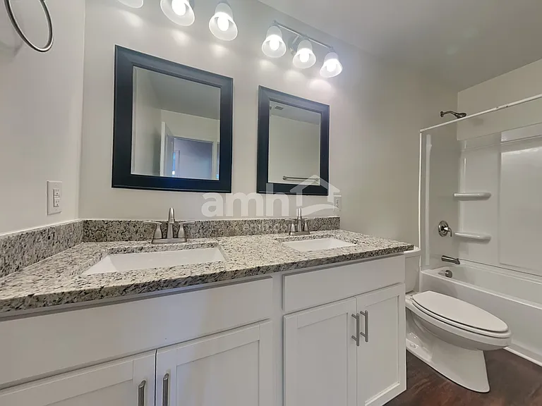 4845 Billingsgate Ln — Photo 17