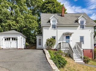 28 Pleasant St, Swampscott, MA 01907