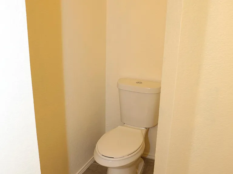 7305 Maplewood Dr — Photo 121