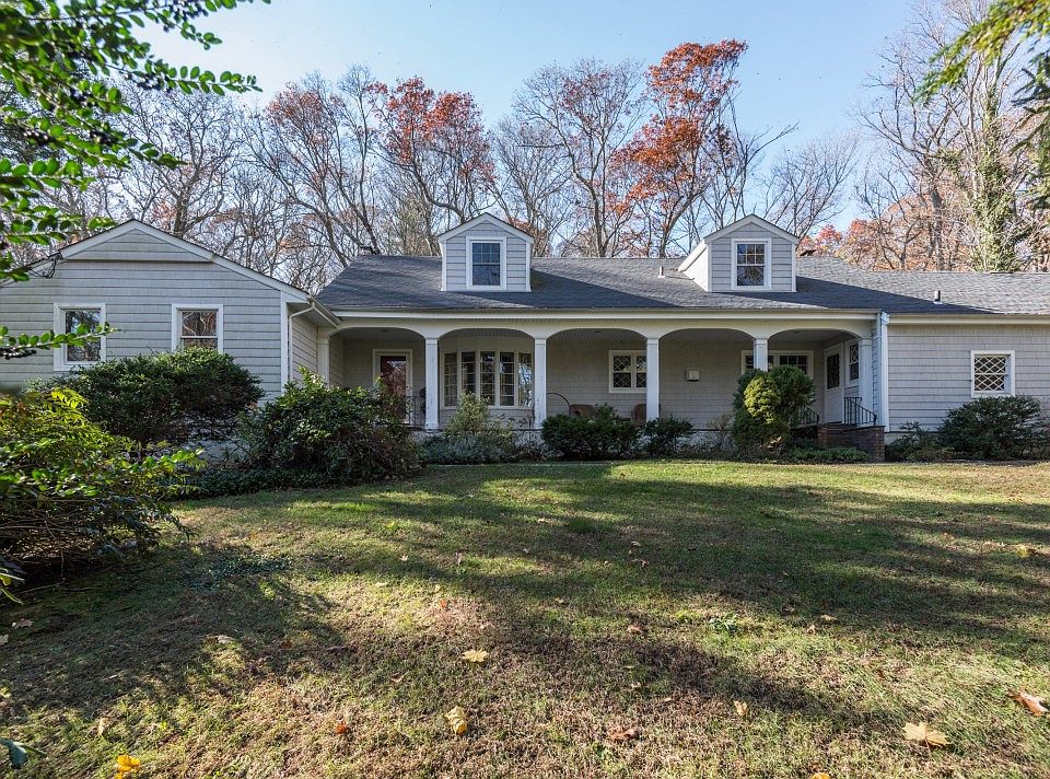 1st image of 36 Clews Dr