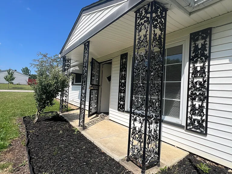 6289 Eldridge Blvd — Photo 4