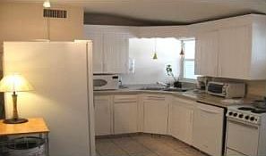 2nd image of 502 Atlantic St